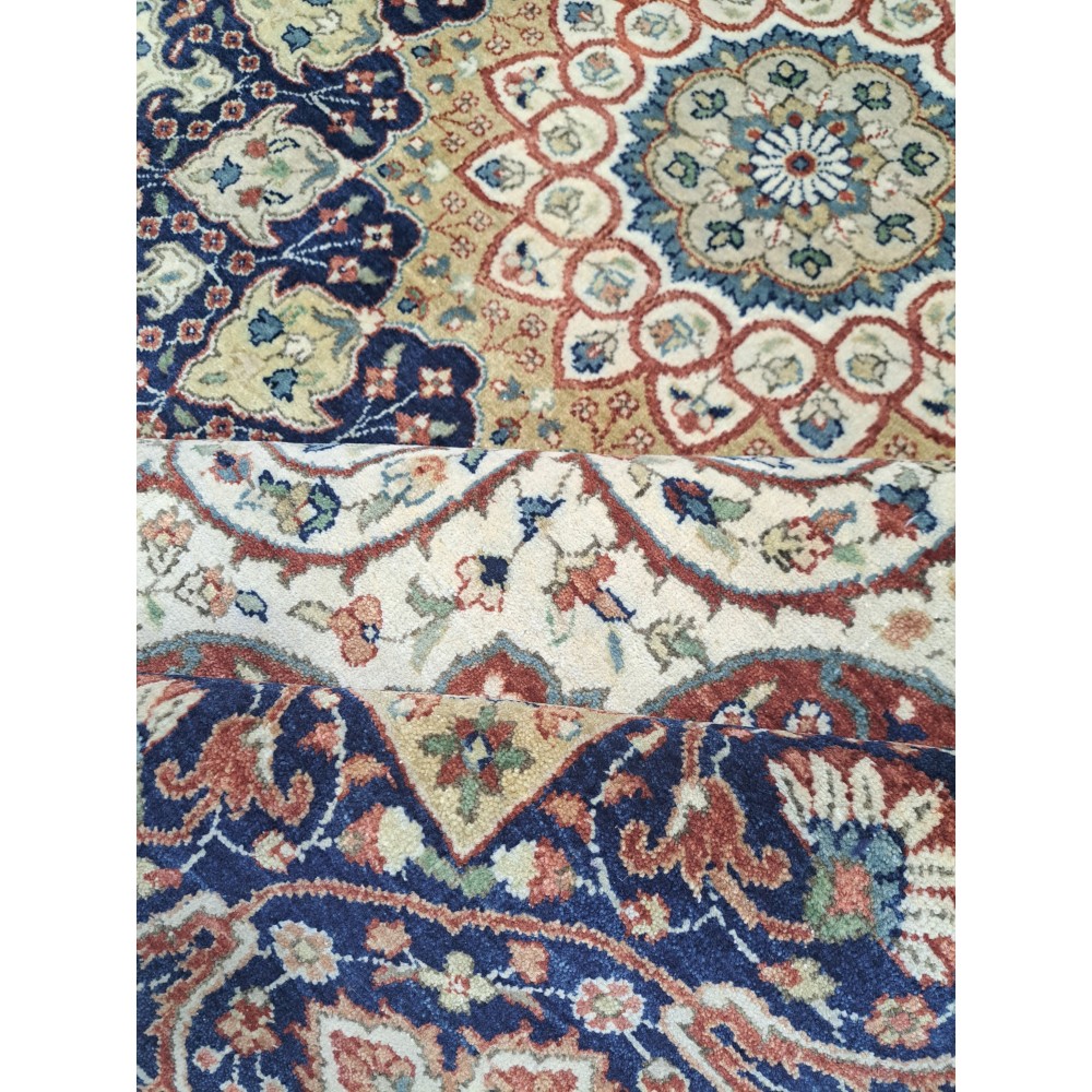 Heriz Inspired Handmade Wool Rug. Traditional Heriz Design Carpet. Antique Style Area Carpet. 100% Wool Heriz Inspired Handmade Wool Rug. Traditional Heriz Design Carpet. Antique Style Area Carpet. 100% Wool