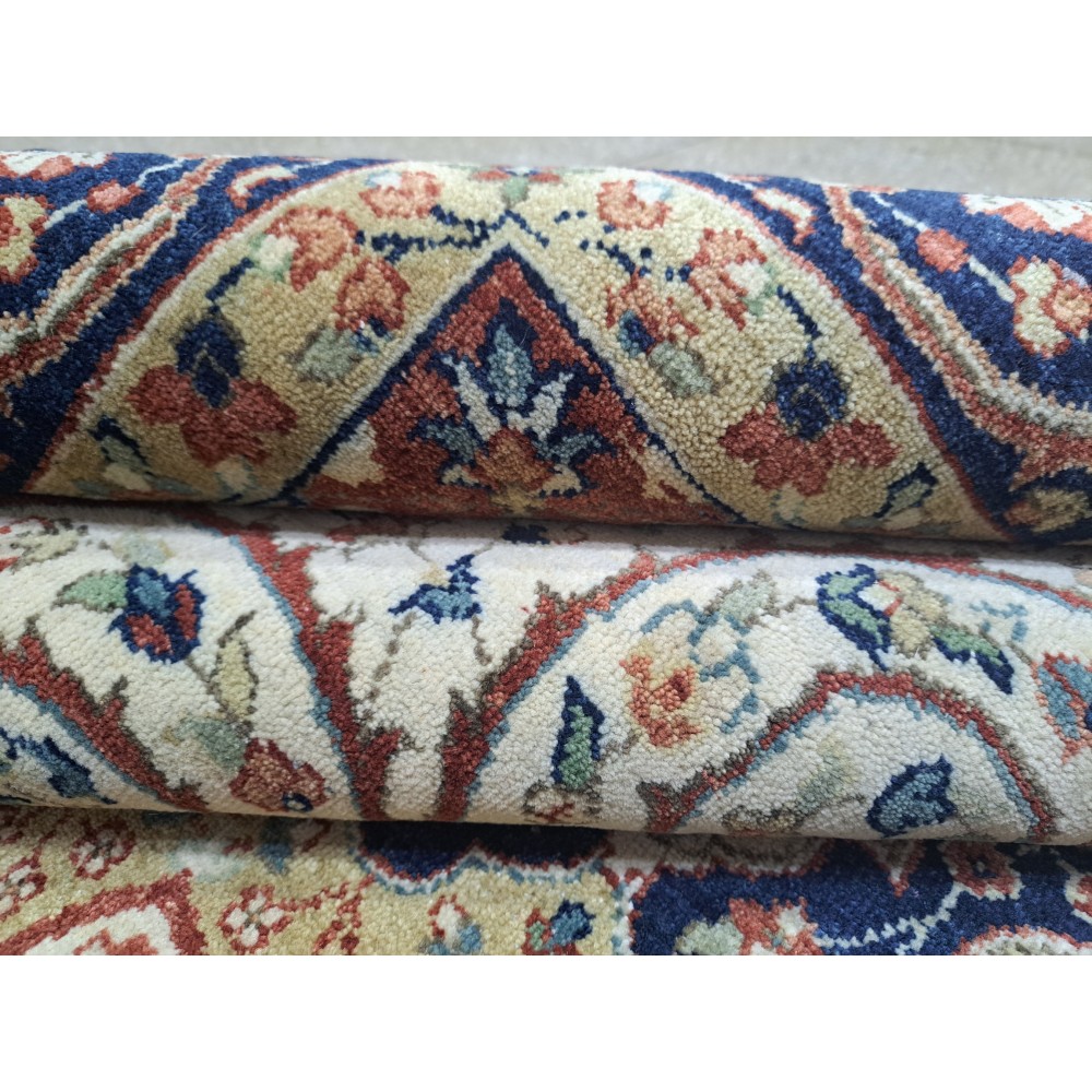Heriz Inspired Handmade Wool Rug. Traditional Heriz Design Carpet. Antique Style Area Carpet. 100% Wool Heriz Inspired Handmade Wool Rug. Traditional Heriz Design Carpet. Antique Style Area Carpet. 100% Wool