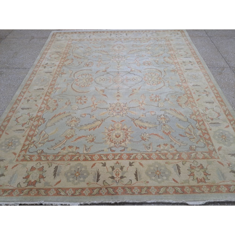 New Handmade Oushak Rug. Authentic 100% Wool, Custom Size, Indian Craftsmanship New Handmade Oushak Rug. Authentic 100% Wool, Custom Size, Indian Craftsmanship