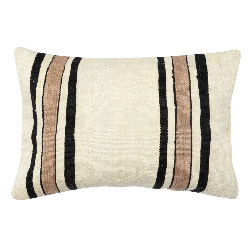 SET OF 2 - Hand-Woven Kilim Cushion Covers. Vintage Turkish Throw Pillows. Hemp Accent Pillows. A pair of Lace Pillow Covers