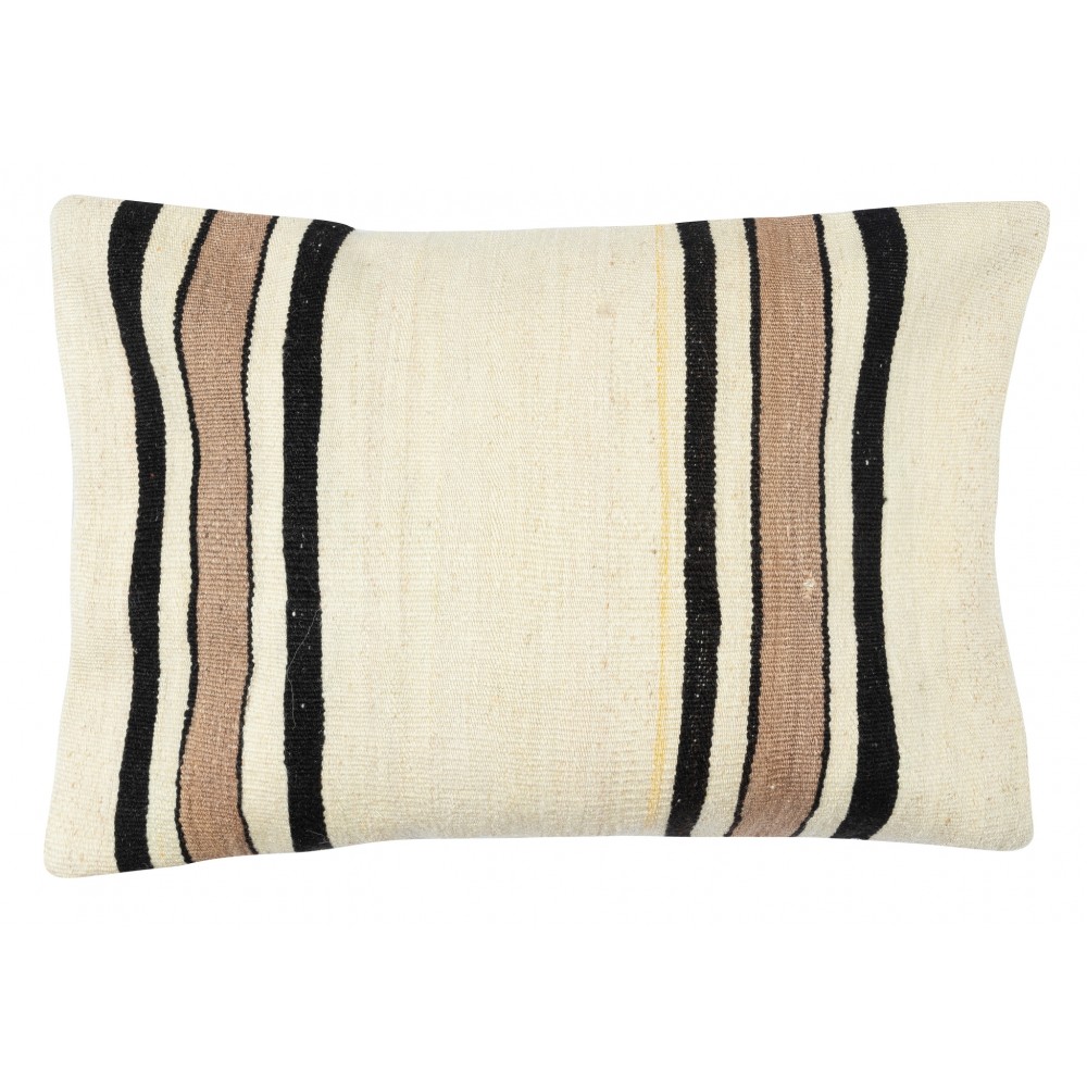 SET OF 2 - Hand-Woven Kilim Cushion Covers. Vintage Turkish Throw Pillows. Hemp Accent Pillows. A pair of Lace Pillow Covers