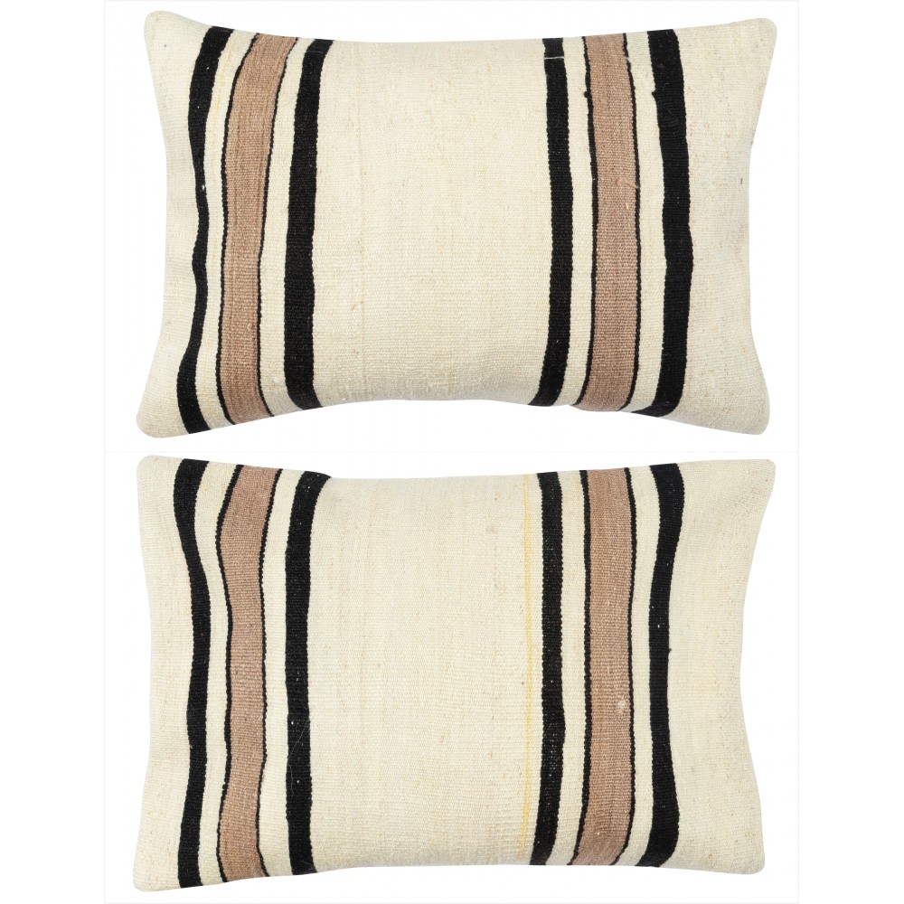 SET OF 2 - Hand-Woven Kilim Cushion Covers. Vintage Turkish Throw Pillows. Hemp Accent Pillows. A pair of Lace Pillow Covers