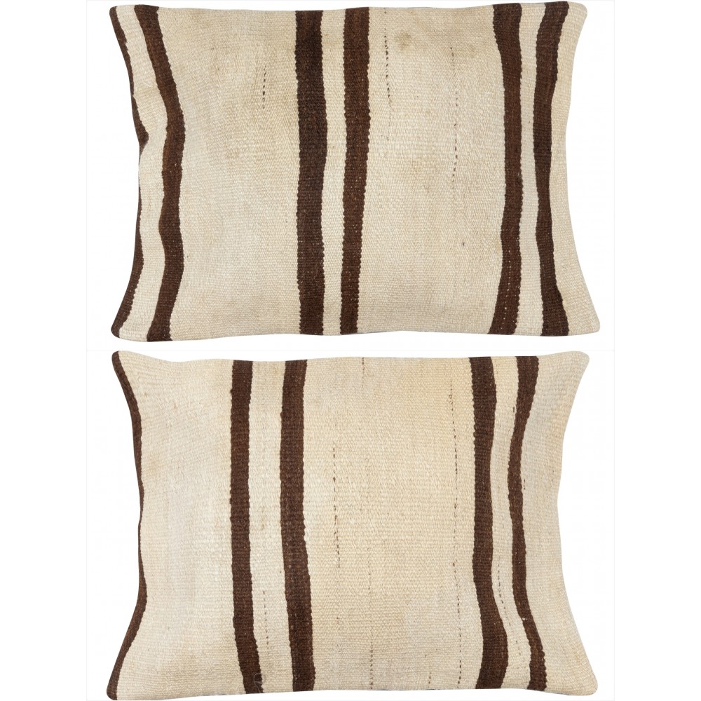 SET OF 2 - Hand-Woven Kilim Cushion Covers. Vintage Hemp Throw Pillows. Turkish Accent Pillows. A pair of Lace Pillow Covers SET OF 2 - Hand-Woven Kilim Cushion Covers. Vintage Hemp Throw Pillows. Turkish Accent Pillows. A pair of Lace Pillow Covers