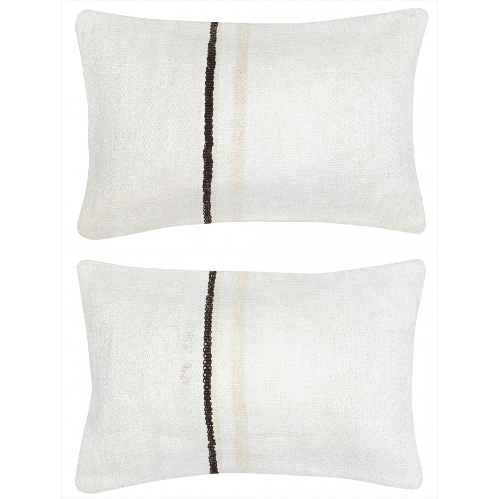 SET OF 2 - Hand-Woven Kilim Cushion Covers. Vintage Hemp Throw Pillow Covers. Turkish Accent Pillows. A pair of Lace Pillow Covers SET OF 2 - Hand-Woven Kilim Cushion Covers. Vintage Hemp Throw Pillow Covers. Turkish Accent Pillows. A pair of Lace Pillow Covers