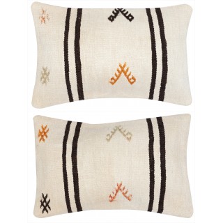 SET OF 2 - Vintage Kilim Cushion Covers. Hand-woven Hemp Throw Pillows. Turkish Accent Pillows. A pair of Lace Pillow Covers
