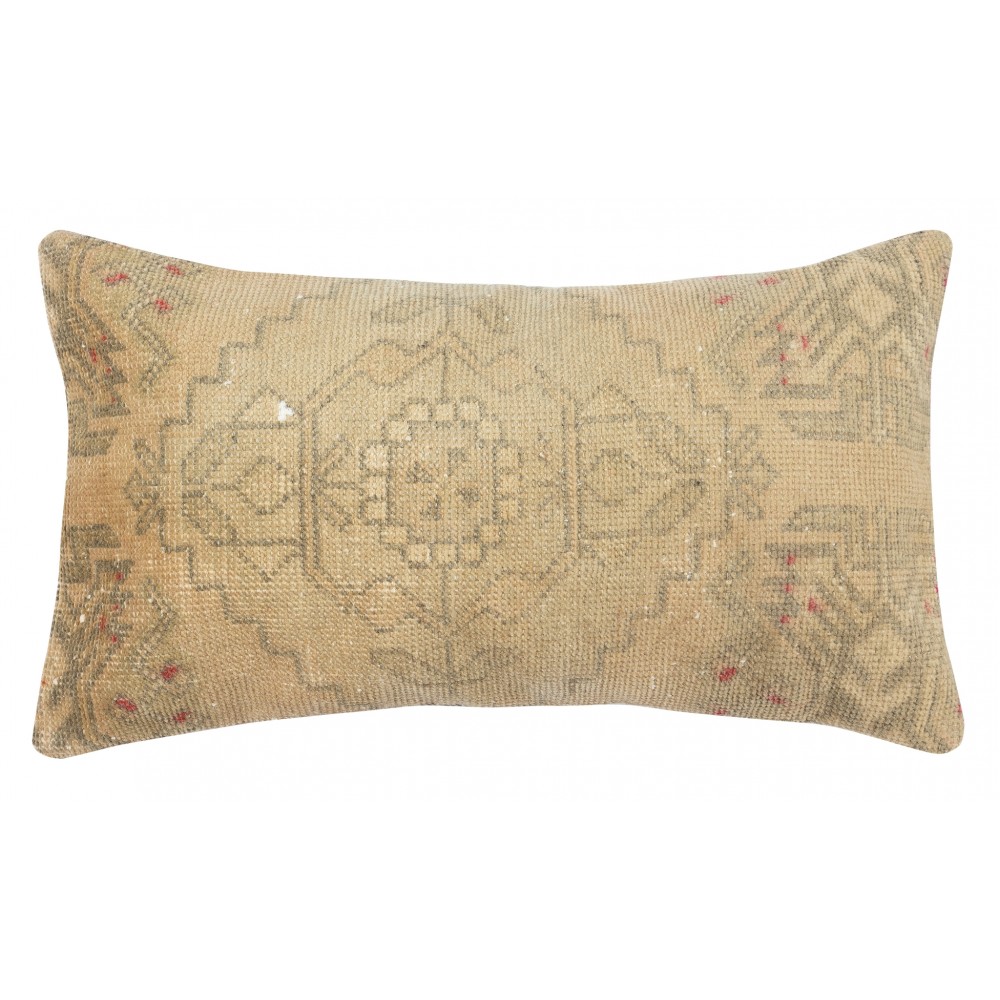 SET OF 2 - Handmade Rug Cushion Covers. Vintage Throw Pillow. Turkish Accent Pillow. A pair of Lace Pillow Covers SET OF 2 - Handmade Rug Cushion Covers. Vintage Throw Pillow. Turkish Accent Pillow. A pair of Lace Pillow Covers