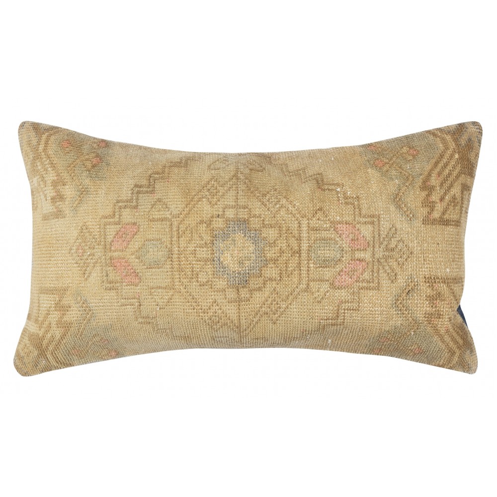 SET OF 2 - Handmade Rug Cushion Covers. Vintage Throw Pillow. Turkish Accent Pillow. A pair of Lace Pillow Covers SET OF 2 - Handmade Rug Cushion Covers. Vintage Throw Pillow. Turkish Accent Pillow. A pair of Lace Pillow Covers