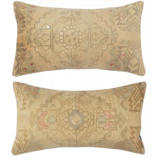 SET OF 2 - Handmade Rug Cushion Covers. Vintage Throw Pillow. Turkish Accent Pillow. A pair of Lace Pillow Covers