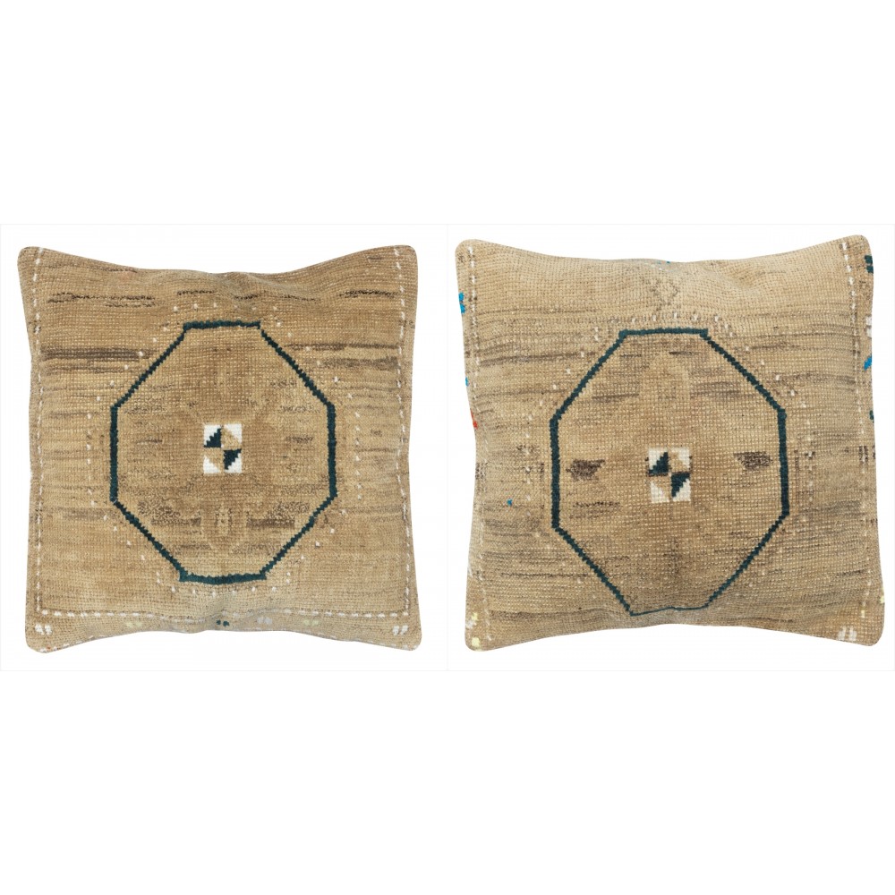 SET OF 2 - Handmade Rug Cushion Covers. Vintage Throw Pillow. Turkish Accent Pillow. A pair of Lace Pillow Covers SET OF 2 - Handmade Rug Cushion Covers. Vintage Throw Pillow. Turkish Accent Pillow. A pair of Lace Pillow Covers