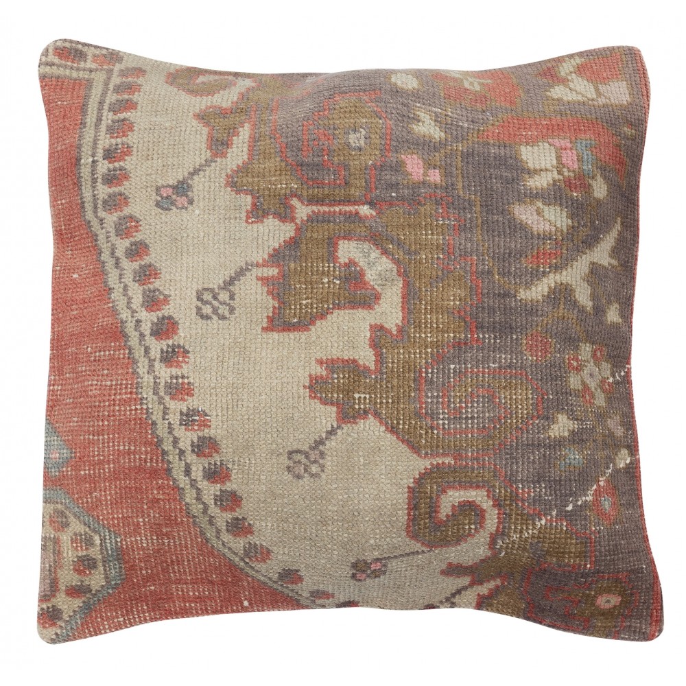 SET OF 2 - Handmade Rug Cushion Covers. Vintage Throw Pillow. Turkish Accent Pillow. A pair of Lace Pillow Covers SET OF 2 - Handmade Rug Cushion Covers. Vintage Throw Pillow. Turkish Accent Pillow. A pair of Lace Pillow Covers