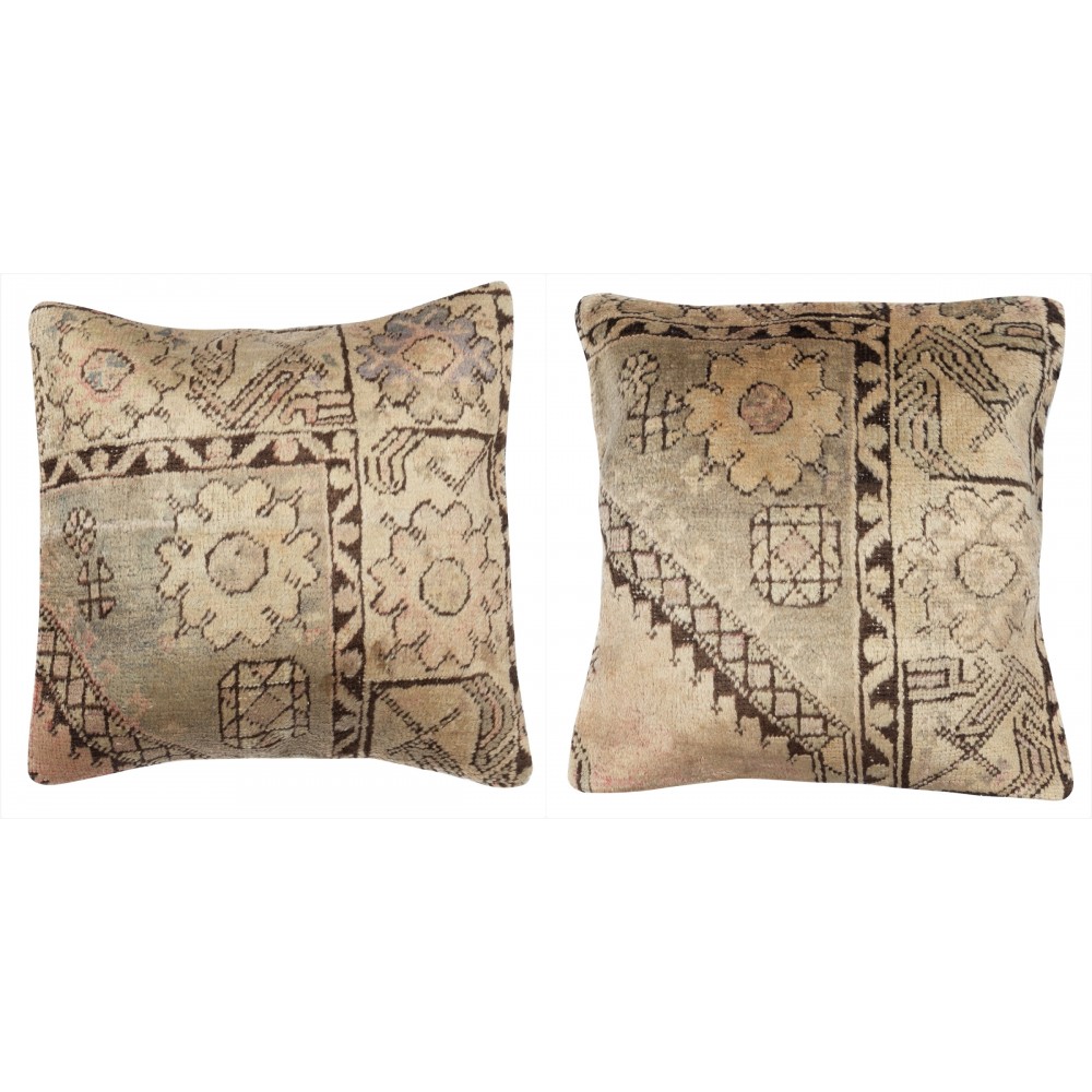 SET OF 2 - Handmade Rug Cushion Covers. Vintage Throw Pillow. Turkish Accent Pillow. A pair of Lace Pillow Covers SET OF 2 - Handmade Rug Cushion Covers. Vintage Throw Pillow. Turkish Accent Pillow. A pair of Lace Pillow Covers