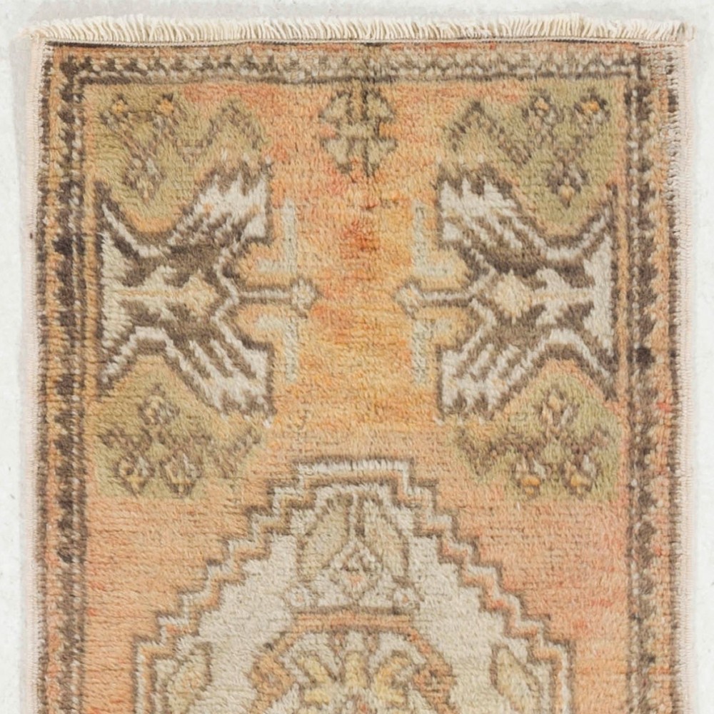 Hand-knotted Small Rug. Vintage Doormat. Turkish Seat Cover. Entryway Rug. Kitchen Mat. Bath Mat