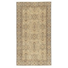 Vintage Floral Design Wool Accent Rug. Beige Handmade Turkish Small Rug for Country Style Decoration