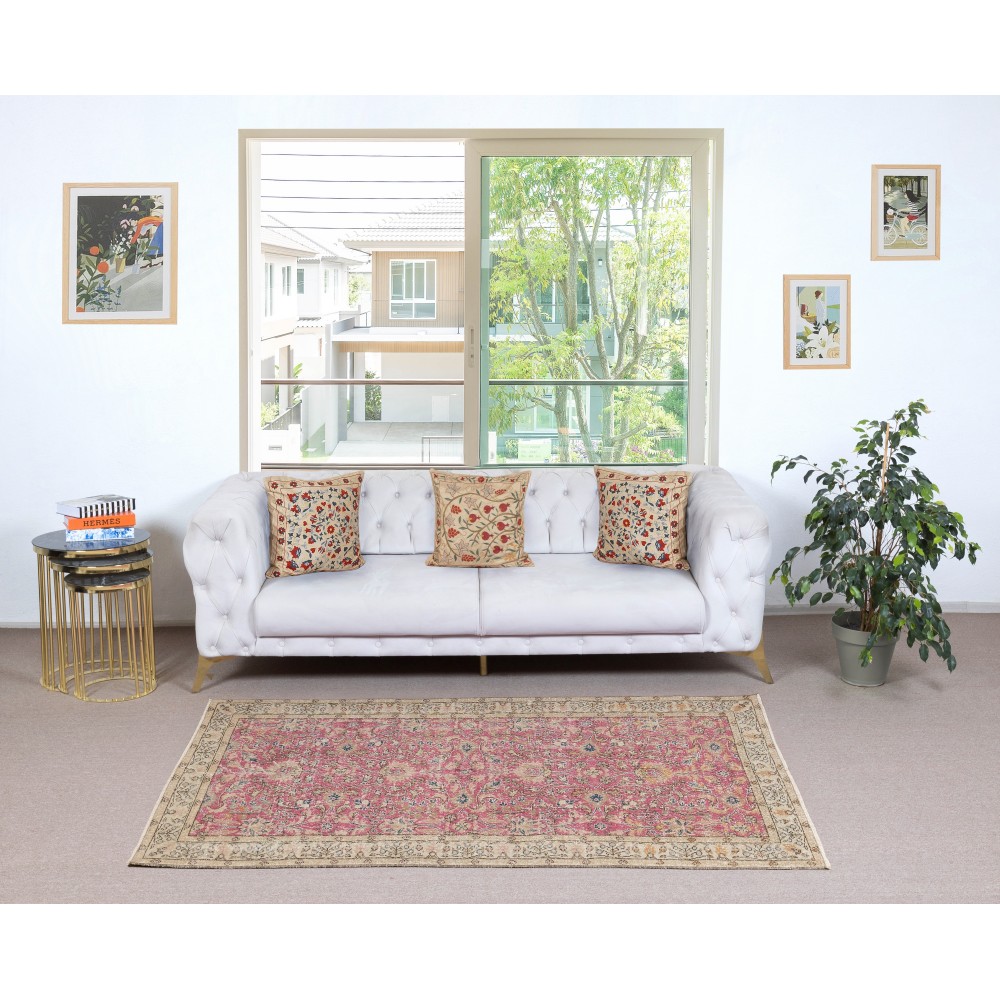 Vintage Handmade Turkish Wool Accent Rug with Floral Pattern for Living Room