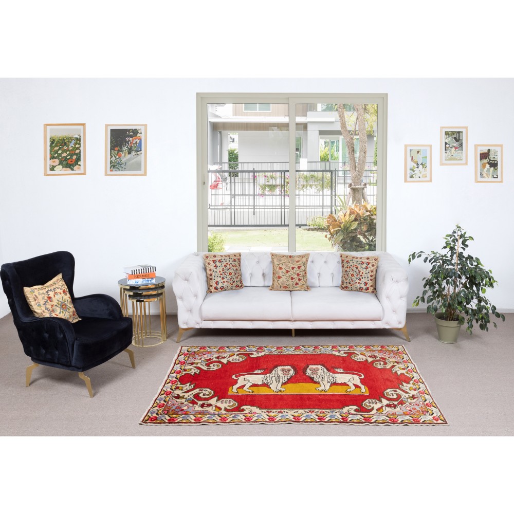 Vintage Lion Pictorial Pattern Rug, Red Tapestry, Hand Knotted in Turkey, 100% Soft Wool