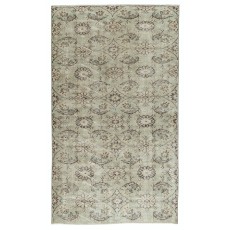 Hand-Knotted Turkish Rug. Vintage Floral Design Carpet for Rustic Farmhouse Interiors