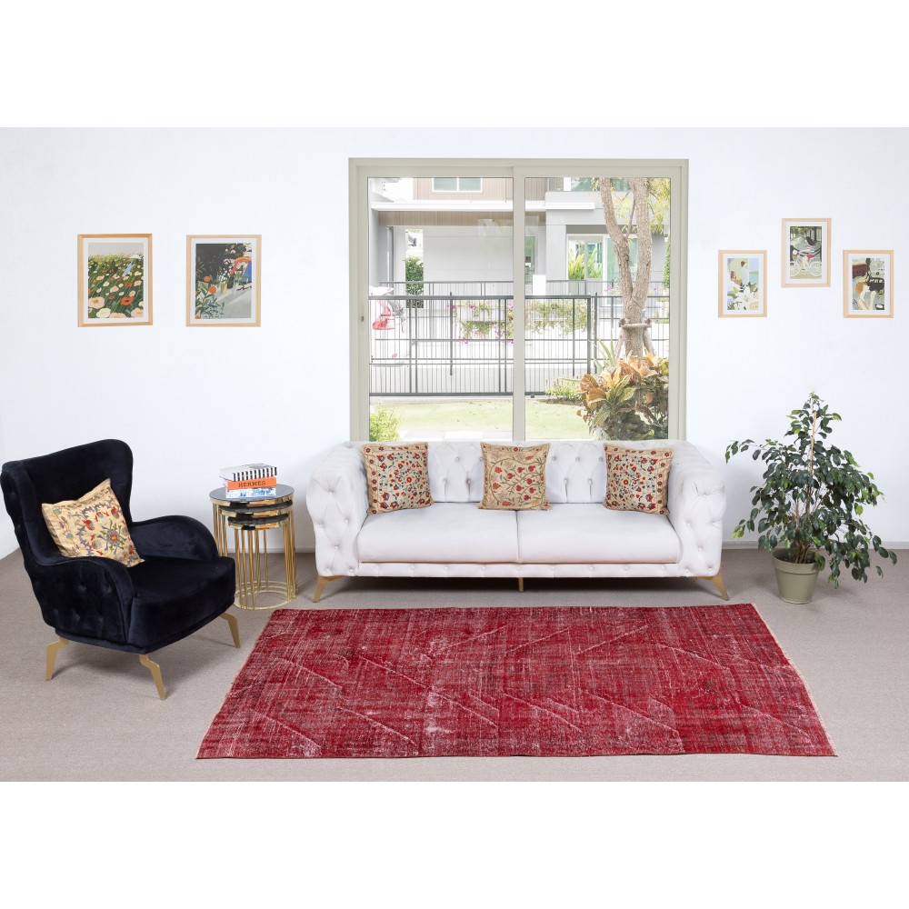 Modern Red Turkish Rug for Bedroom. Vintage Handmade Wool Area Rug for Living Room Modern Red Turkish Rug for Bedroom. Vintage Handmade Wool Area Rug for Living Room