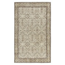 Vintage Floral Design Wool Rug. Beige Handmade Turkish Area Rug for Farmhouse Decor