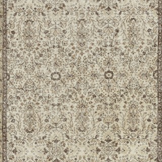 Vintage Floral Design Wool Rug. Beige Handmade Turkish Area Rug for Farmhouse Decor