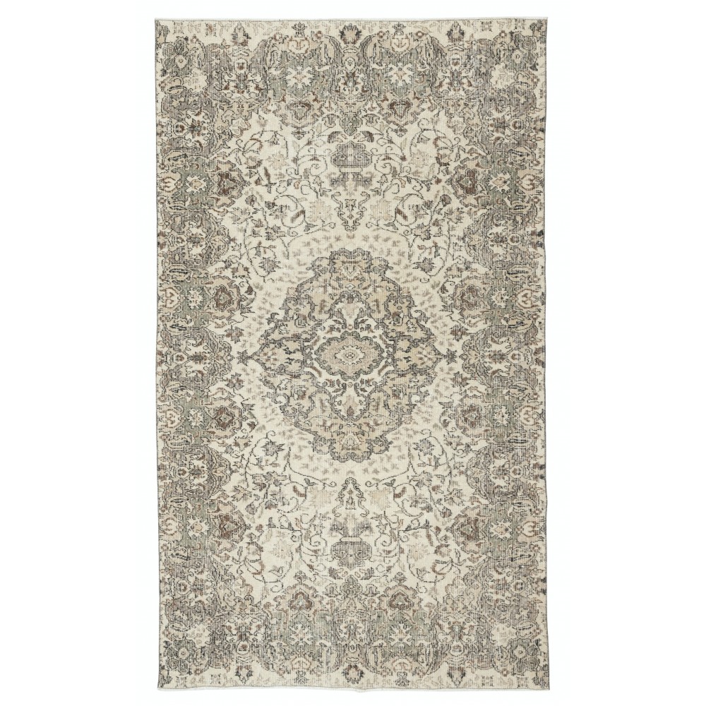 Hand-Knotted Turkish Wool Rug. Vintage Area Carpet with Medallion Design Hand-Knotted Turkish Wool Rug. Vintage Area Carpet with Medallion Design