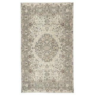 Hand-Knotted Turkish Wool Rug. Vintage Area Carpet with Medallion Design
