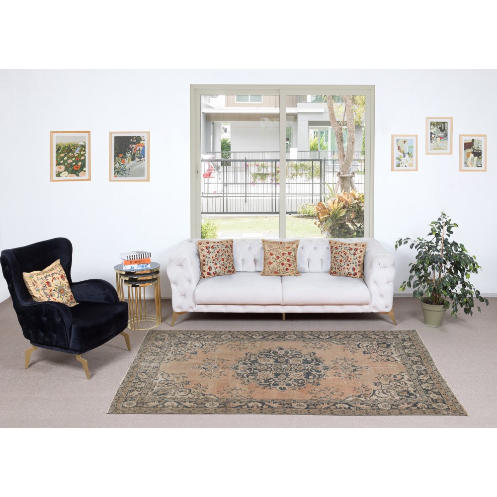 Vintage Handmade Turkish Wool Area Rug with Medallion Design for Living Room