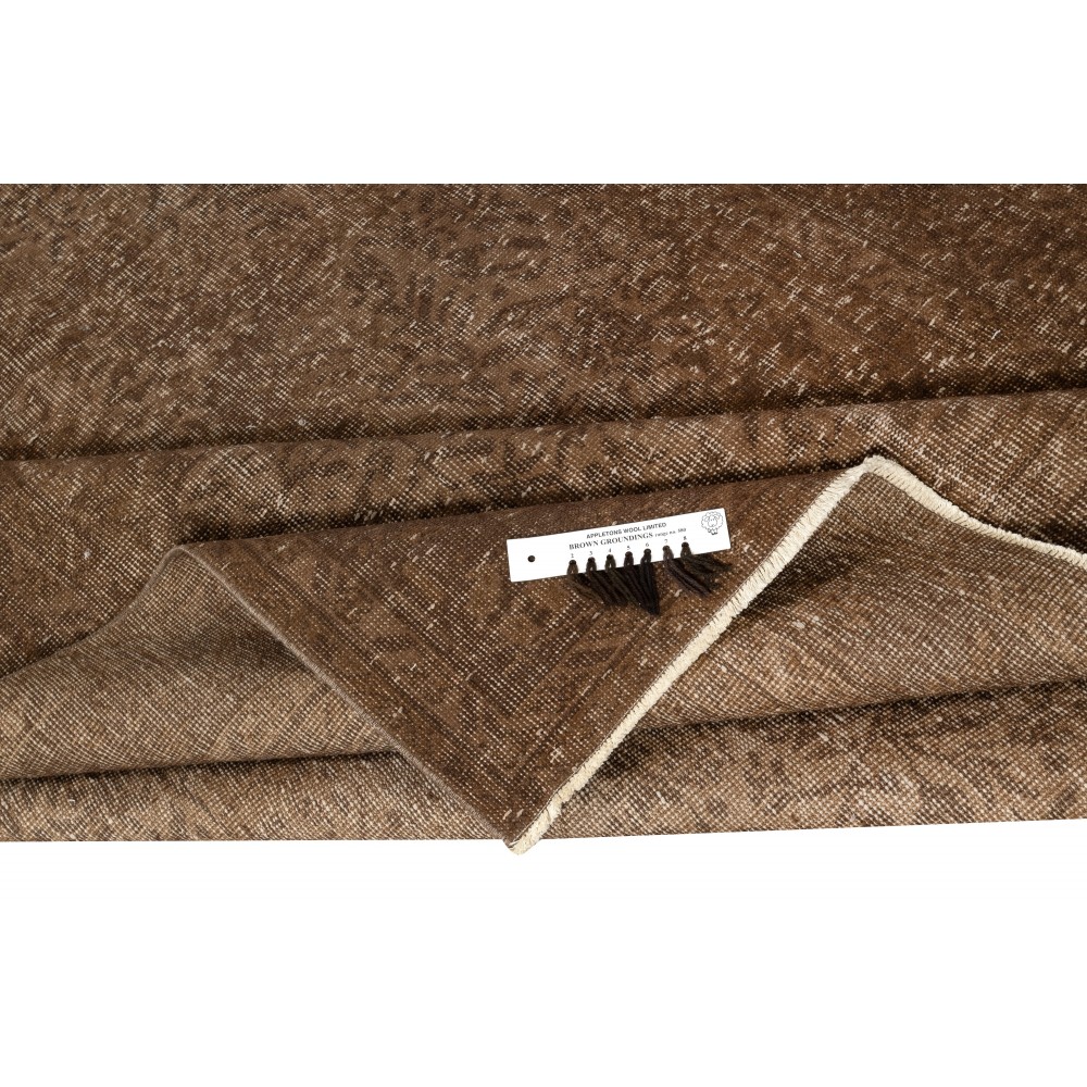 Modern Brown Turkish Rug for Bedroom. Vintage Handmade Wool Area Rug for Living Room Modern Brown Turkish Rug for Bedroom. Vintage Handmade Wool Area Rug for Living Room