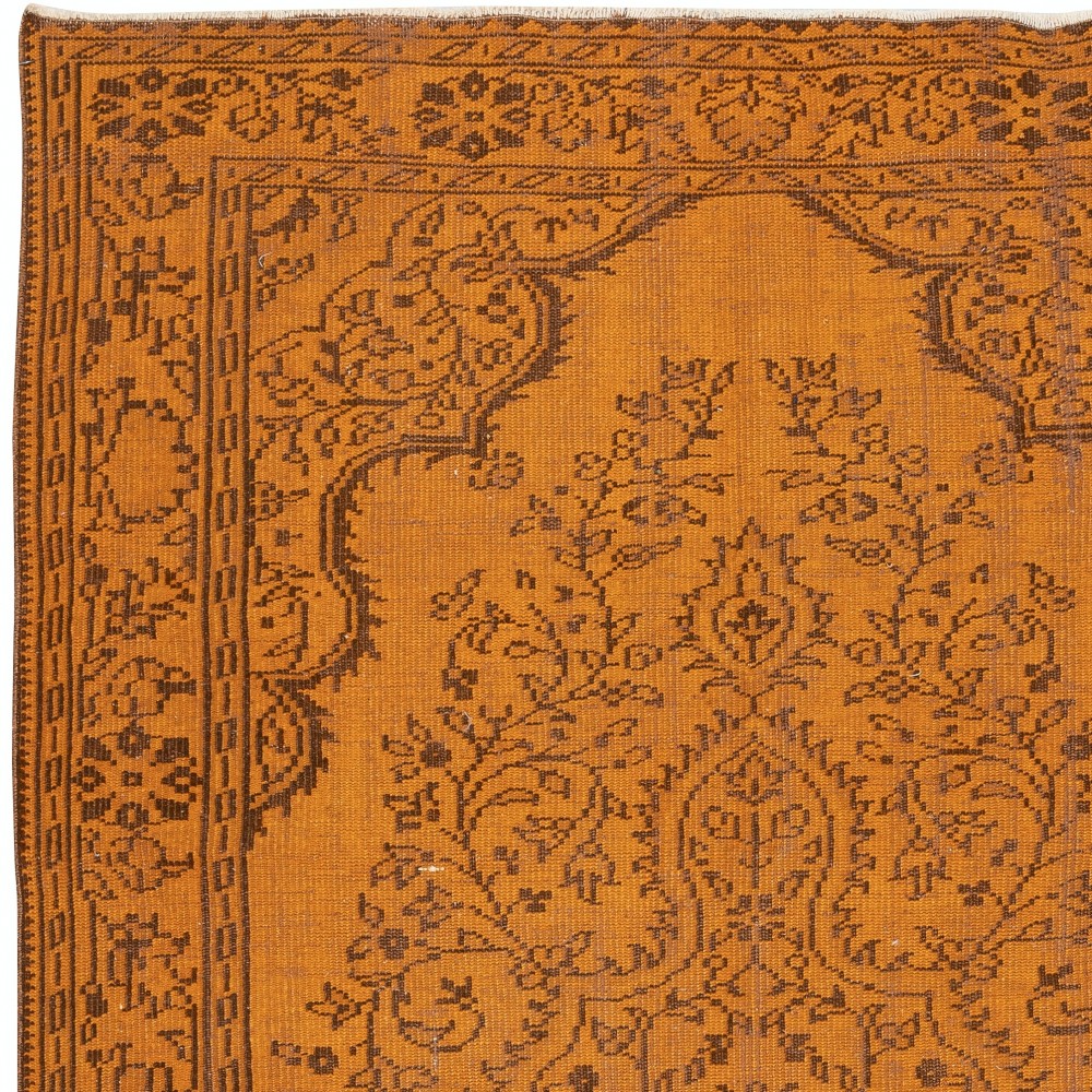 Orange Redyed Vintage Rug for Modern Living Room. Handknotted and Handwoven in Turkey Orange Redyed Vintage Rug for Modern Living Room. Handknotted and Handwoven in Turkey