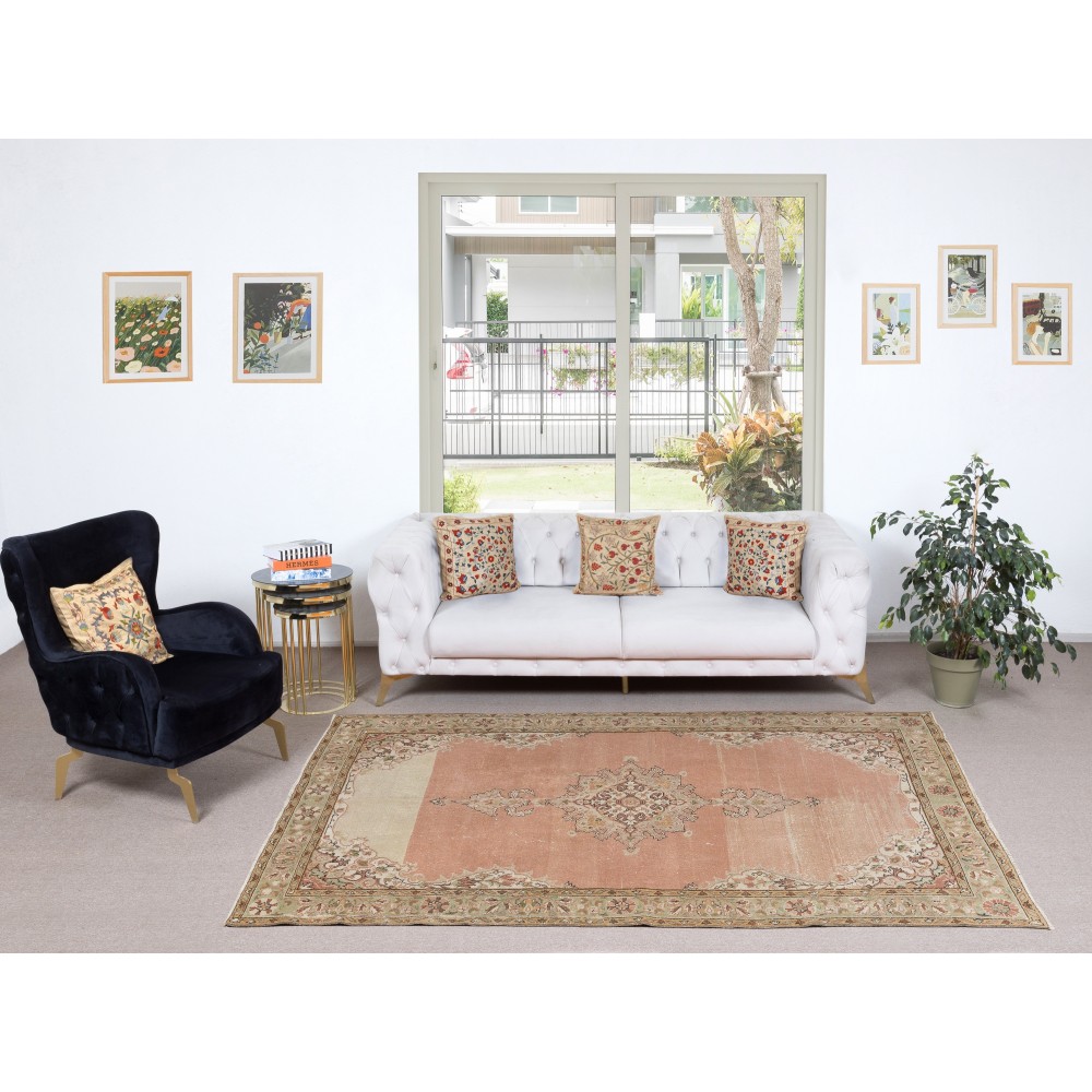 Farmhouse Style Vintage Turkish Rug. One-of-a-kind Handmade Wool Area Carpet for Country Homes Farmhouse Style Vintage Turkish Rug. One-of-a-kind Handmade Wool Area Carpet for Country Homes