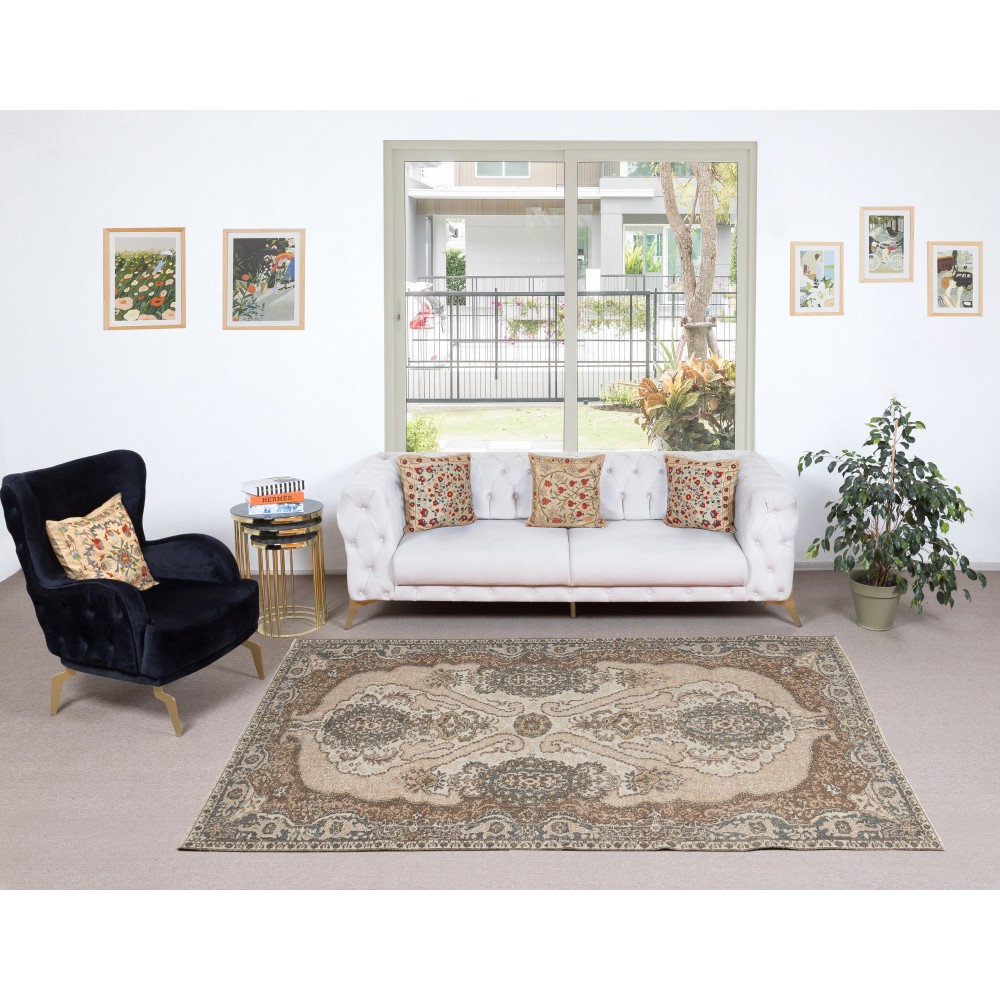 Vintage Hand-Knotted Wool Rug. Turkish Area Carpet for Farmhouse, Cottage, or Country House Vintage Hand-Knotted Wool Rug. Turkish Area Carpet for Farmhouse, Cottage, or Country House