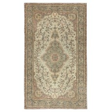 Handmade Vintage Turkish Area Rug. Medallion Design Beige Carpet for Rustic or Country Style Home