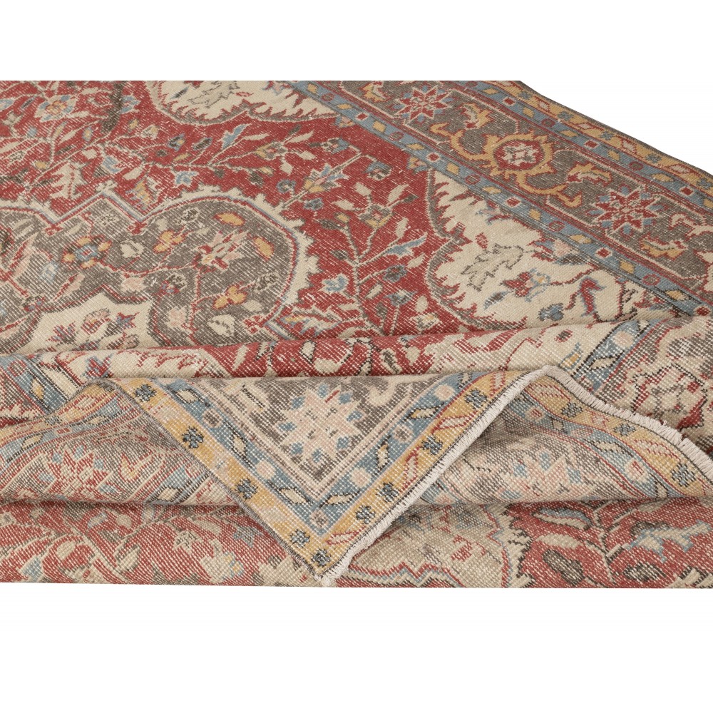 Vintage Turkish Red Area Rug. Hand-knotted Wool Carpet with Medallion Design