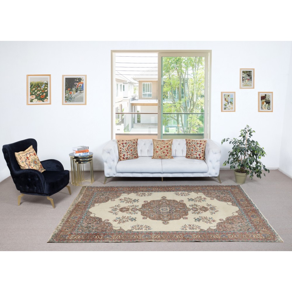Rustic Vintage Wool Rug. Handknotted Turkish Carpet for Farmhouse and Cottage Decor Rustic Vintage Wool Rug. Handknotted Turkish Carpet for Farmhouse and Cottage Decor