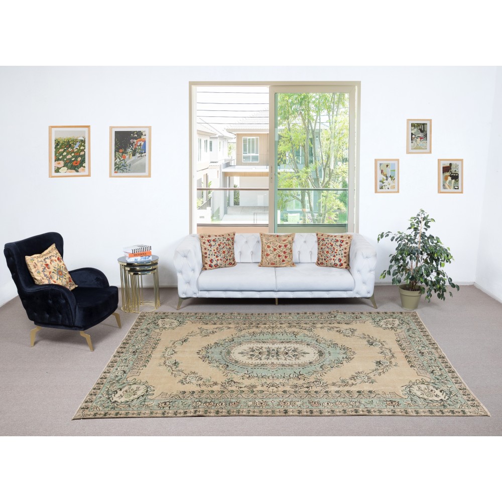 One-of-a-kind Vintage Wool Area Rug. Handmade Turkish Carpet for Country Style Decoration One-of-a-kind Vintage Wool Area Rug. Handmade Turkish Carpet for Country Style Decoration