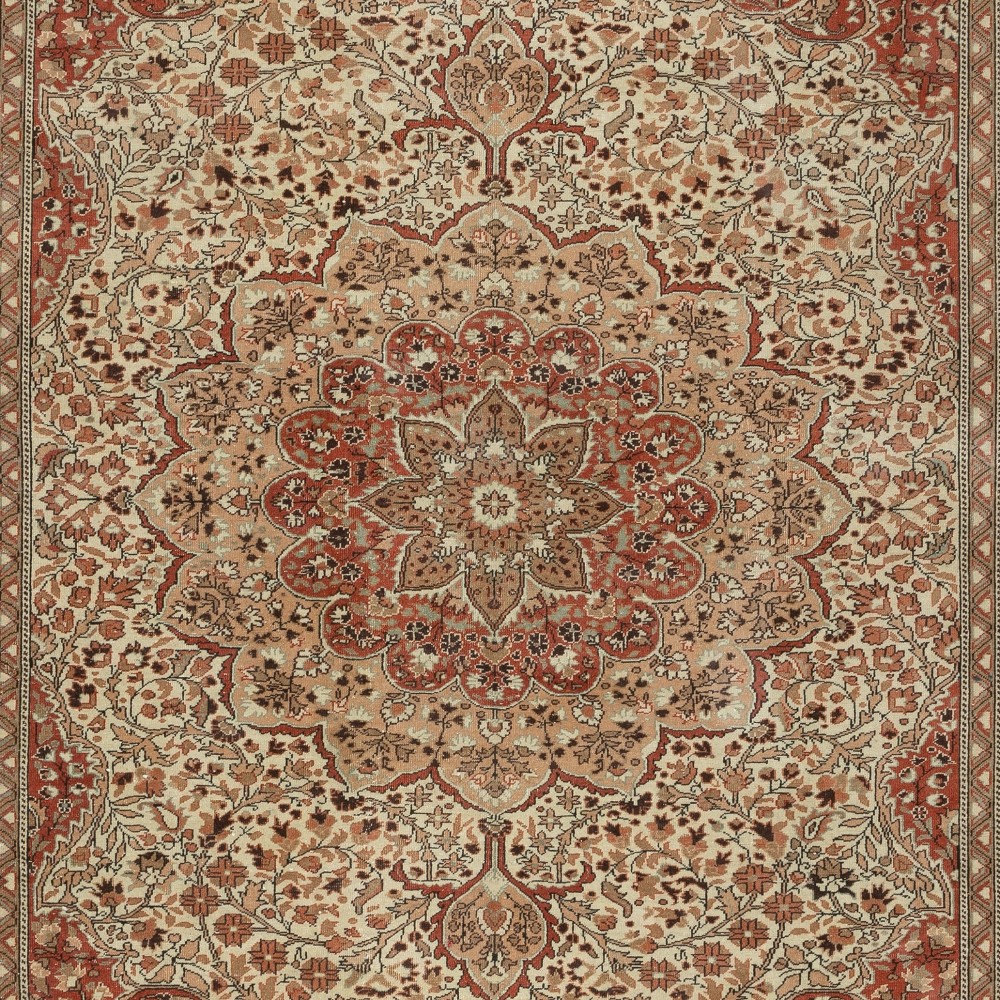 Traditional Hand-Knotted Turkish Wool Area Rug with Classic Medallion Design