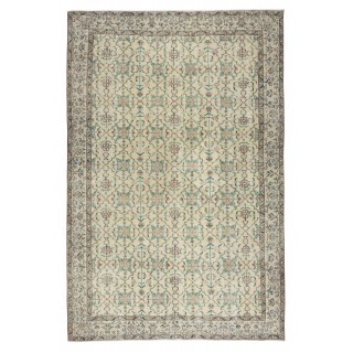 Vintage Floral Design Wool Rug. Beige Handmade Turkish Area Rug for Farmhouse Decor