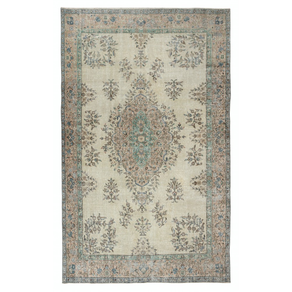 Vintage Floral Wool Rug | Beige Turkish Carpet for Country Style Decoration Vintage Floral Wool Rug | Beige Turkish Carpet for Country Style Decoration