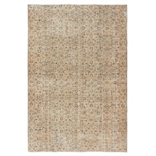 Vintage Turkish Handknotted Wool Rug. Floral Patterned Area Carpet for Cozy Farmhouse Interiors