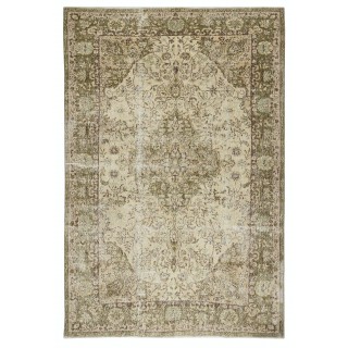 Vintage Turkish Handknotted Wool Rug. Rustic Area Carpet for Cozy Farmhouse Interiors