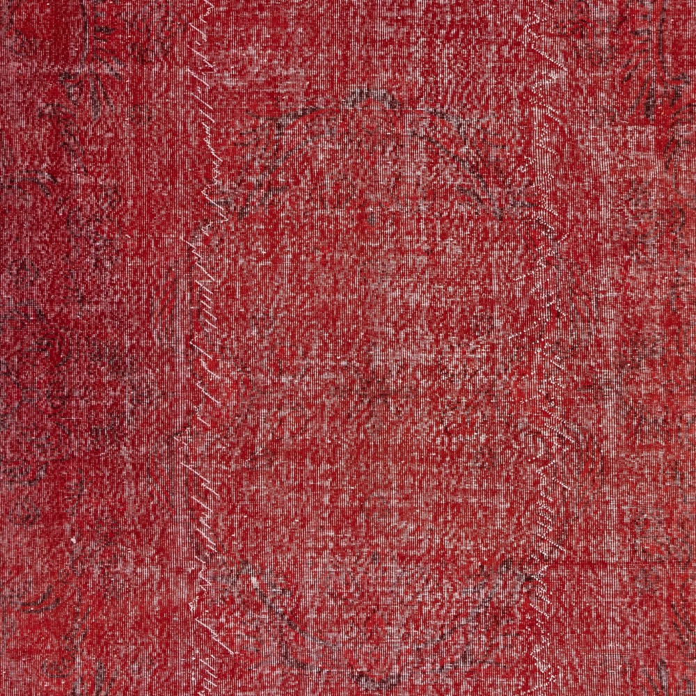Modern Red Turkish Rug for Bedroom. Vintage Handmade Wool Area Rug for Living Room Modern Red Turkish Rug for Bedroom. Vintage Handmade Wool Area Rug for Living Room
