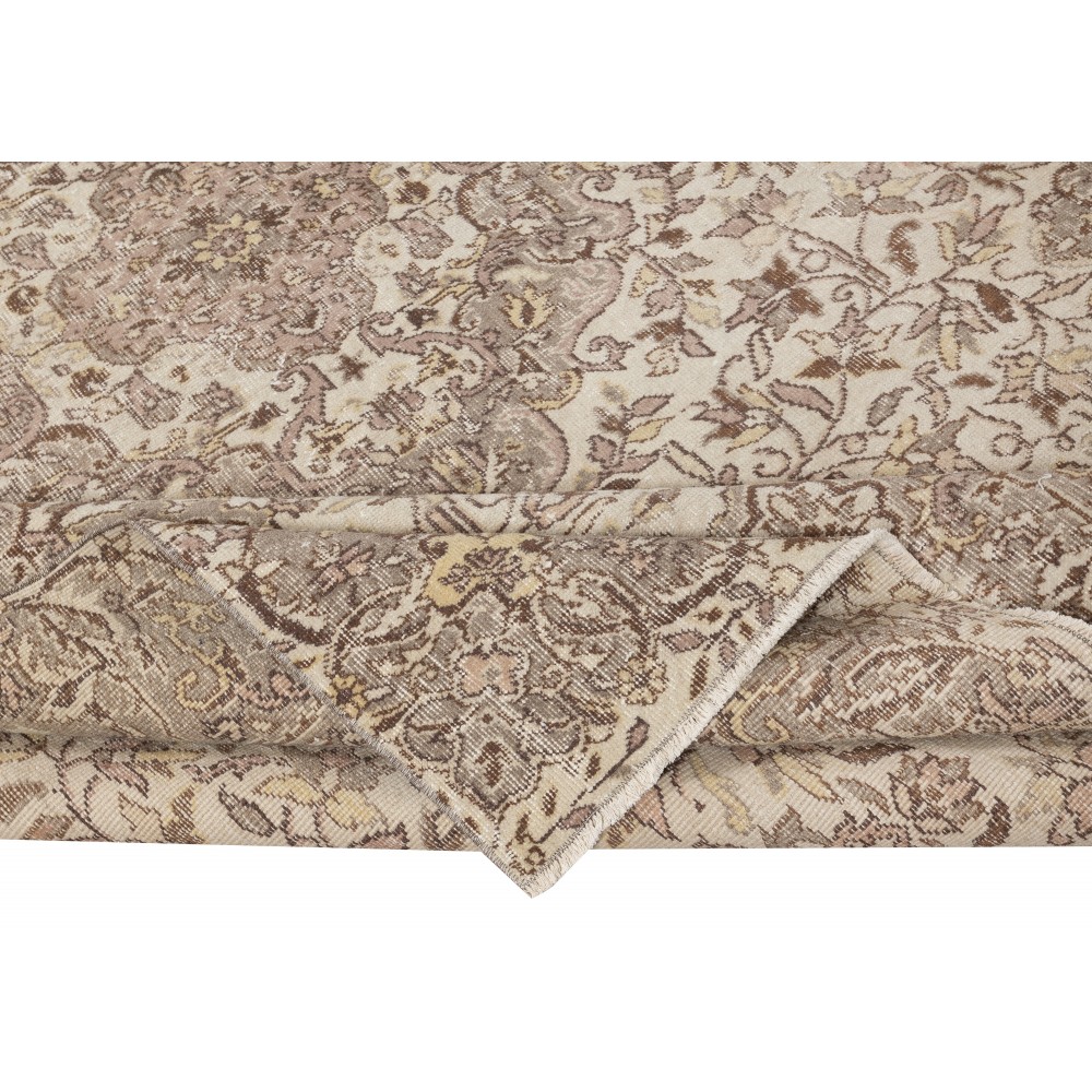 Handmade Vintage Turkish Beige Area Rug. Natural Wool and Cotton Carpet for Rustic or Country Style Home Handmade Vintage Turkish Beige Area Rug. Natural Wool and Cotton Carpet for Rustic or Country Style Home