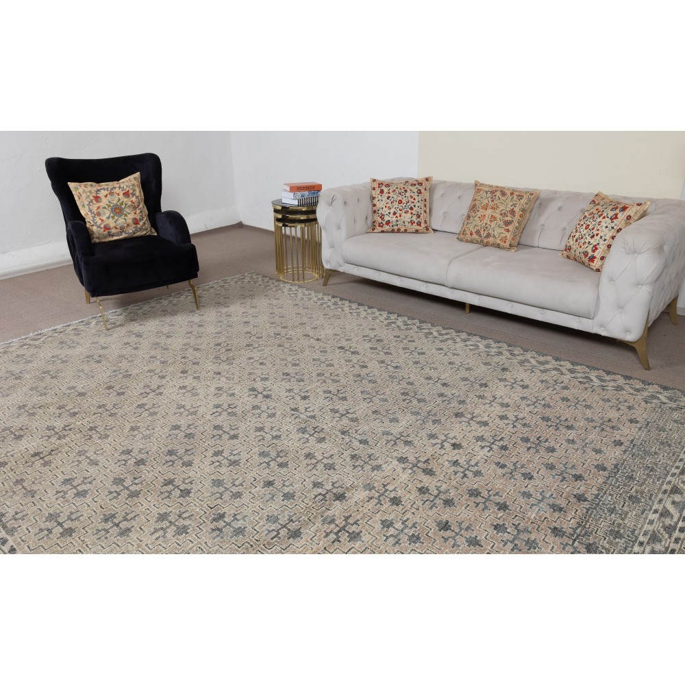 New Handmade Turkish Large Area Rug. Hand-knotted Wool Carpet for Living Room. Custom Options Available