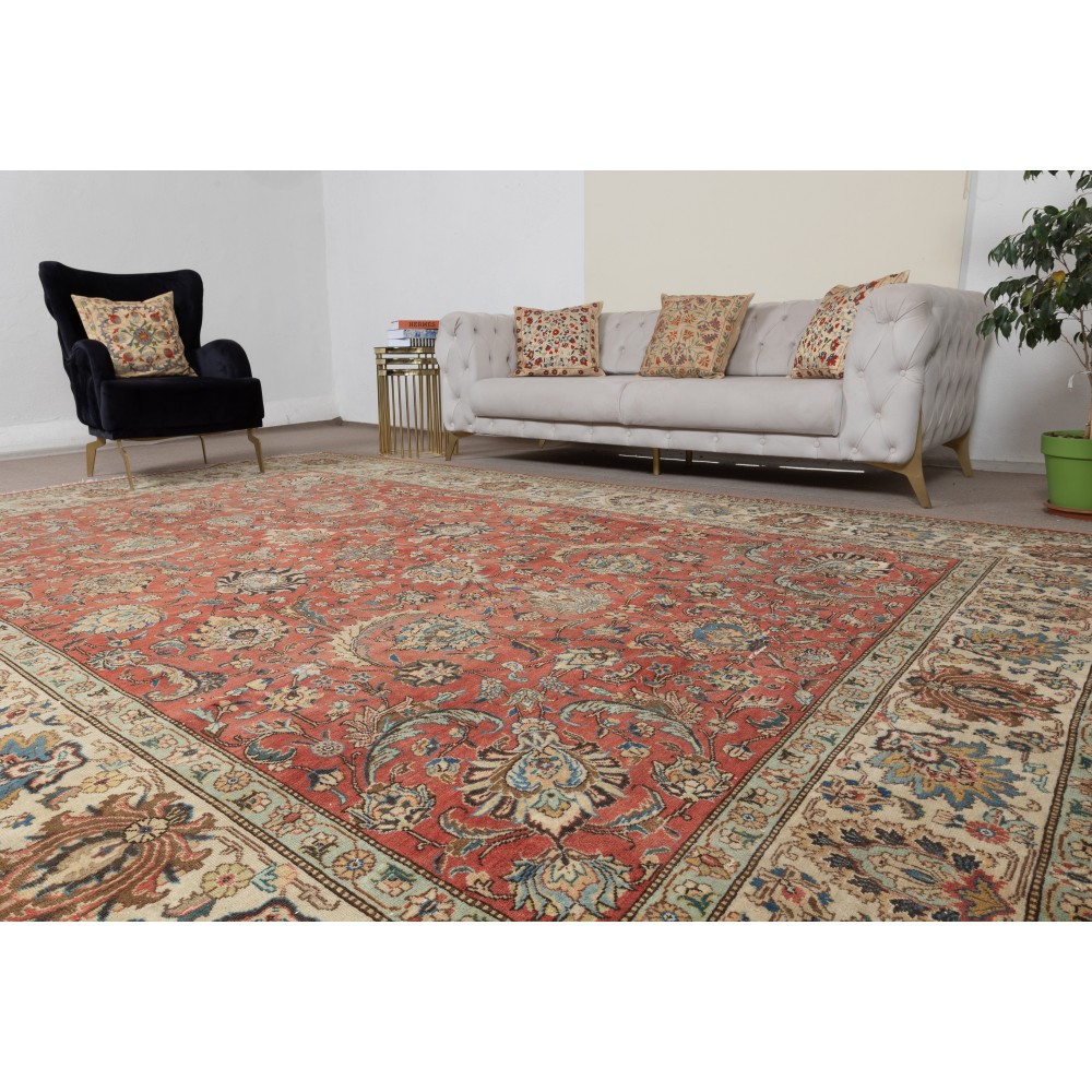 One-of-a-kind Vintage Turkish Large Area Rug. Red Hand-knotted Wool Carpet for Living Room