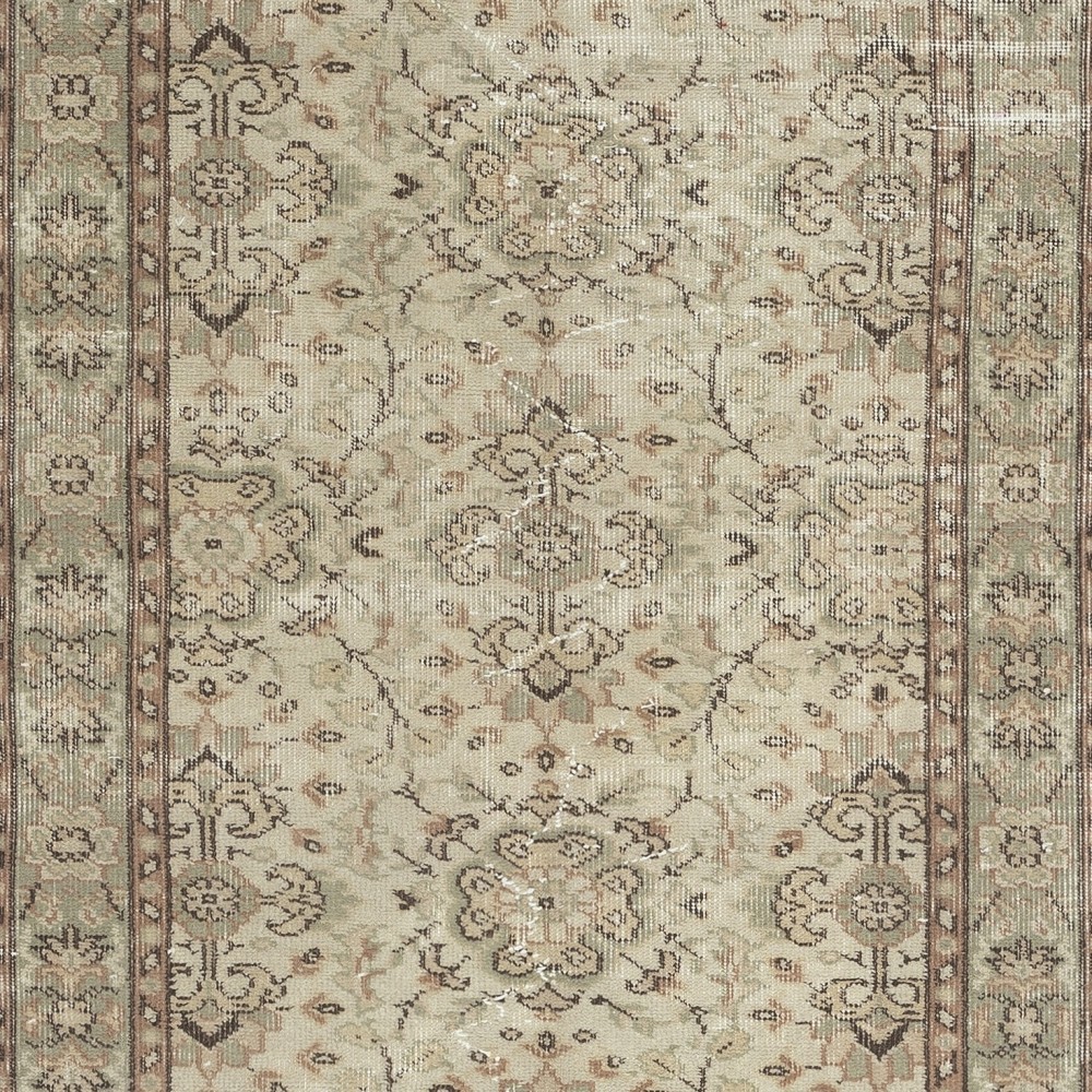 Vintage Turkish Area Rug. Rustic Handknotted Wool Carpet for Farmhouse and Boho Interiors Vintage Turkish Area Rug. Rustic Handknotted Wool Carpet for Farmhouse and Boho Interiors