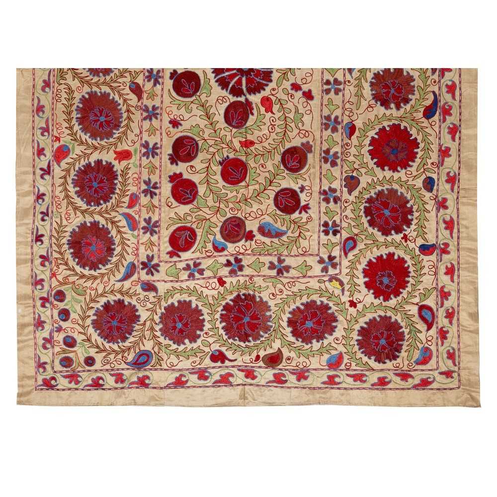 New Silk Hand Embroidery Classic Suzani Wall Hanging, Decorative Bedspread From Uzbekistan