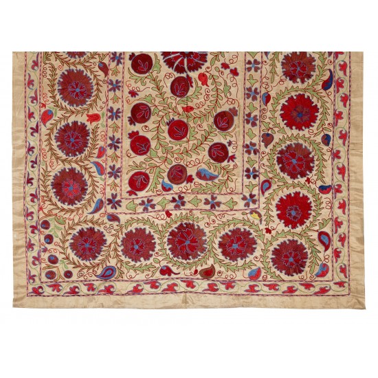 New Silk Hand Embroidery Classic Suzani Wall Hanging, Decorative Bedspread From Uzbekistan