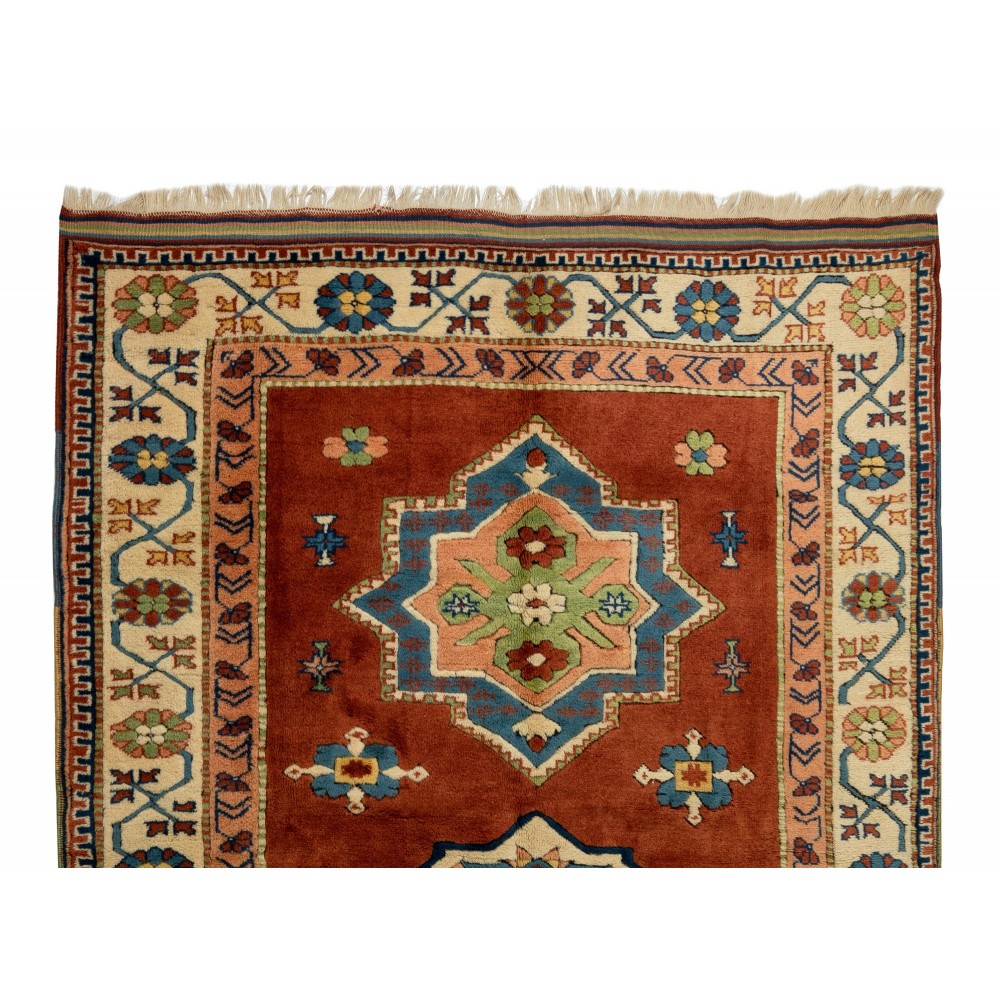 New Hand-knotted Turkish Area Rug, 100% Wool. Soft medium pile
