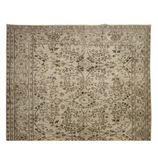 1960s Hand-Knotted Turkish Oushak Area Rug with Floral Design 1960s Hand-Knotted Turkish Oushak Area Rug with Floral Design
