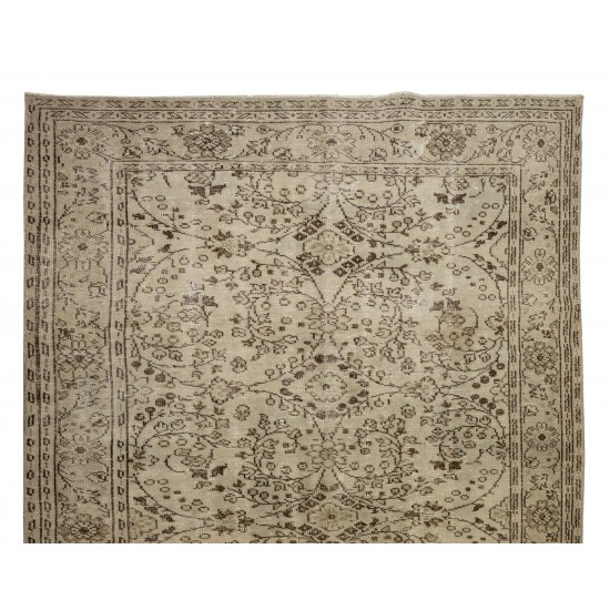 1960s Hand-Knotted Turkish Oushak Area Rug with Floral Design 1960s Hand-Knotted Turkish Oushak Area Rug with Floral Design