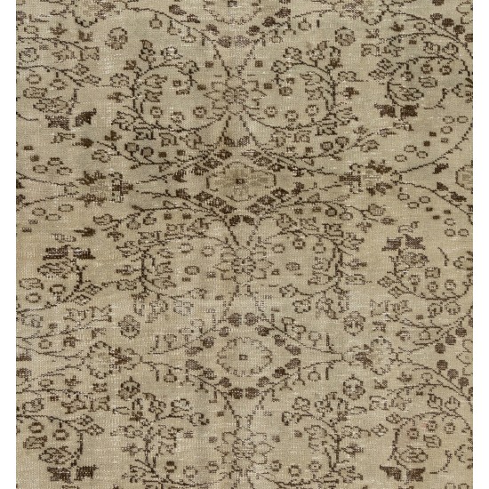 1960s Hand-Knotted Turkish Oushak Area Rug with Floral Design